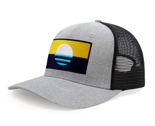 International Tie Milwaukee People’s Flag Hat for Men and Women – Snapback Trucker Baseball Cap (Grey Black) - International Tie