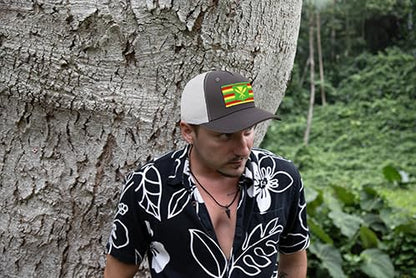 International Tie Kanaka Maoli Hat for Men and Women - Snapback Trucker Baseball Cap (Grey/White)