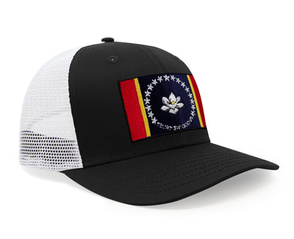 International Tie Mississippi Flag Hat for Men and Women – Snapback Trucker Baseball Cap (Black White)