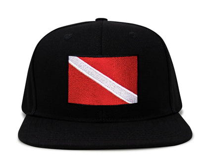 International Tie Scuba Diver Hat for Men and Women, Adjustable Snapback Trucker Baseball Cap with Embroidered Scuba Flag (Black Flatbill)